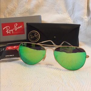 Brand New Green Ray Ban Flash Aviator